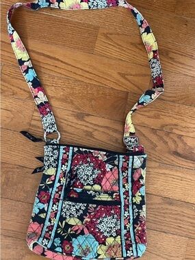 Vintage Vera Bradley Hipster Crossbody Bag Retired Happy Snails Y2K